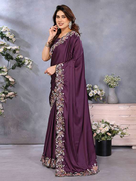women solid with bordered saree with blouse - 22148159 -  Standard Image - 1