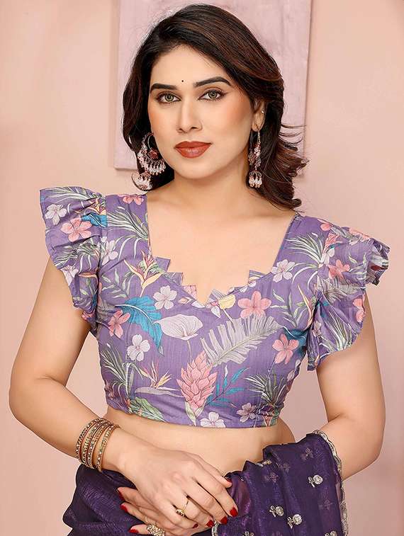 women solid with work embroidered saree with blouse - 22148168 -  Standard Image - 4