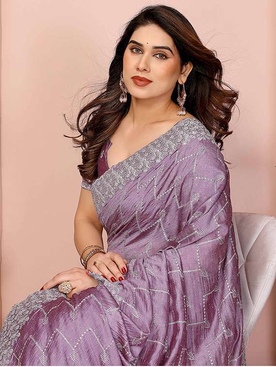 women solid with work embroidered saree with blouse - 22148169 -  Standard Image - 4