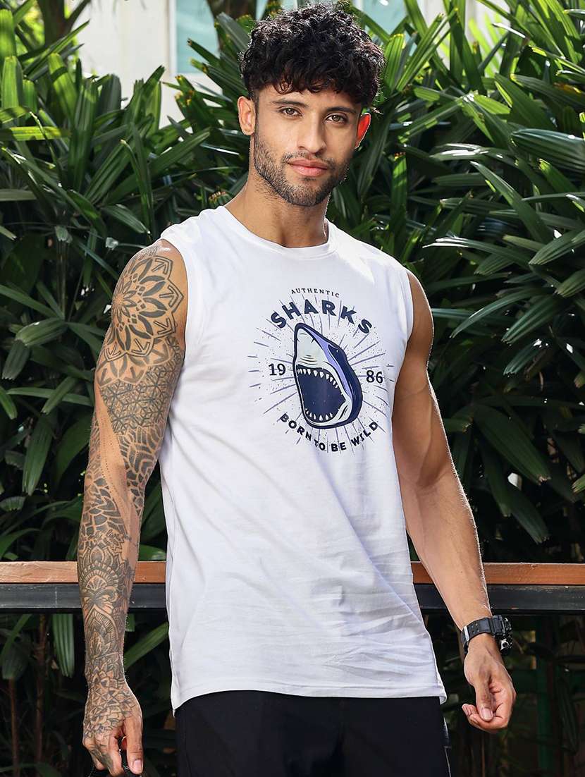 men front print sleveless vest - 22148184 -  Standard Image - 1