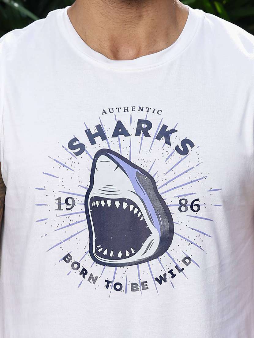 men front print sleveless vest - 22148184 -  Standard Image - 6