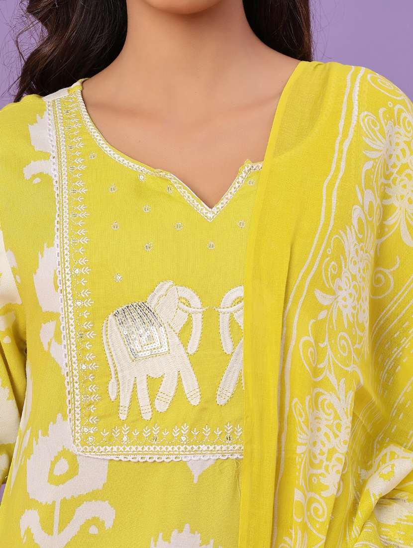 women printed three quarter sleeve kurta pant with dupatta set - 22154422 -  Standard Image - 4