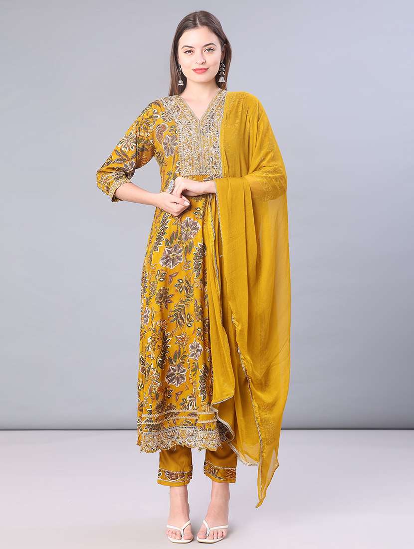 women printed three quarter sleeve kurta pant with dupatta set - 22154423 -  Standard Image - 1
