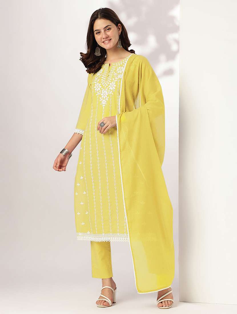 women embroidered three quarter sleeve kurta pant with dupatta set