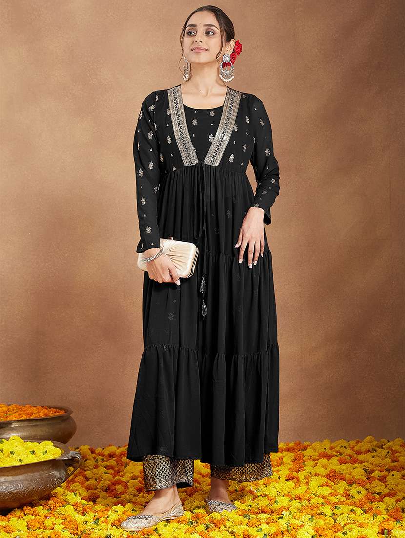 women embroidered long sleeve kurta pant set