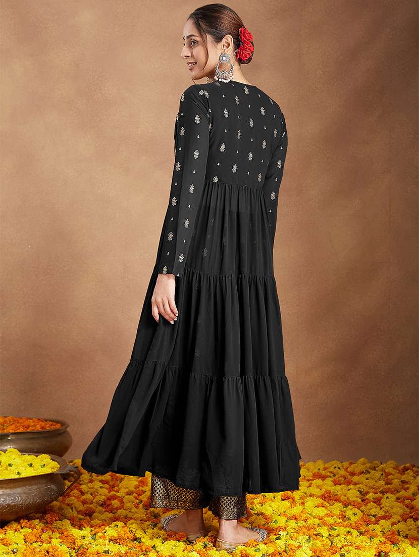women embroidered long sleeve kurta pant set - 22156234 -  Standard Image - 4