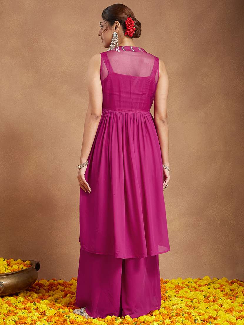 women self design sleeveless kurta palazzo set - 22156242 -  Standard Image - 4