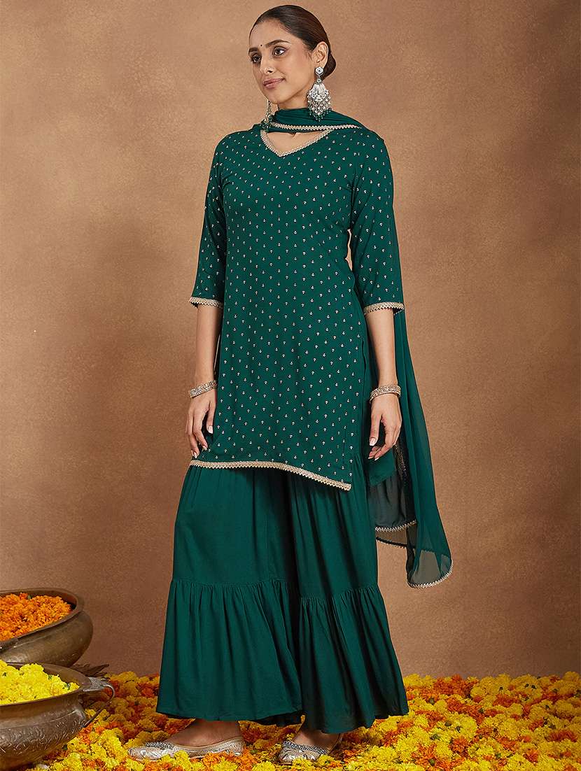 women foil printed three quarter sleeve kurta sharara with dupatta set - 22156250 -  Standard Image - 4