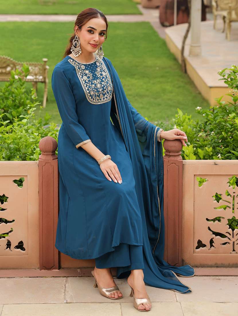 women embroidered three quarter sleeve kurta pant with dupatta set - 22156254 -  Standard Image - 1