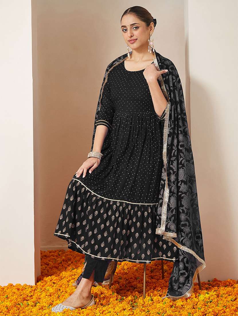 women printed three quarter sleeve kurta pant with dupatta set - 22156257 -  Standard Image - 1