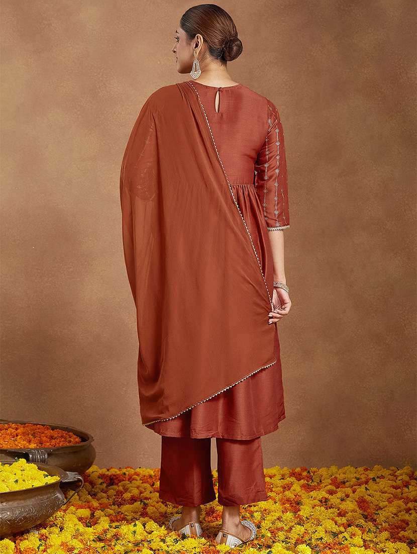 women embroidered three quarter sleeve kurta pant with dupatta set - 22156262 -  Standard Image - 4