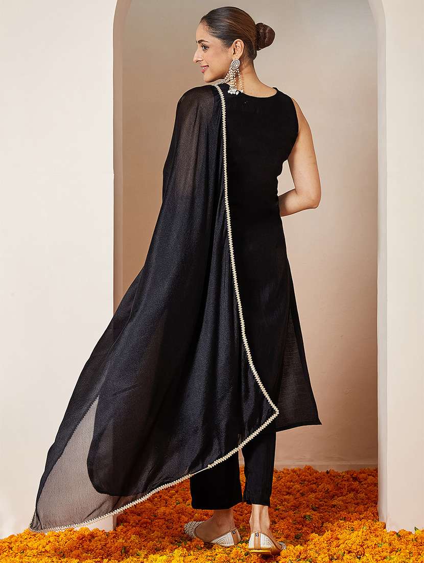 women geometric sleeveless kurta pant with dupatta set - 22156281 -  Standard Image - 4