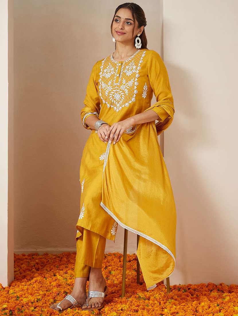 women embroidered three quarter sleeve kurta pant with dupatta set - 22156285 -  Standard Image - 1
