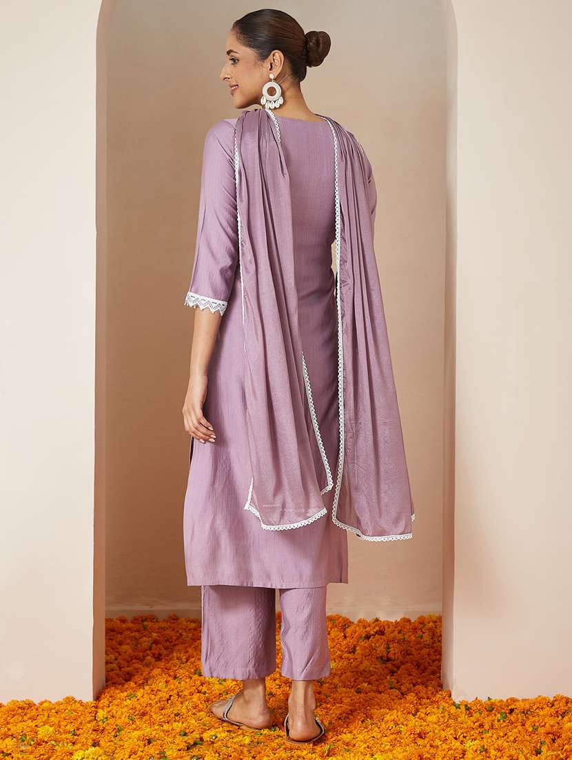 women embroidered three quarter sleeve kurta pant with dupatta set - 22156286 -  Standard Image - 4