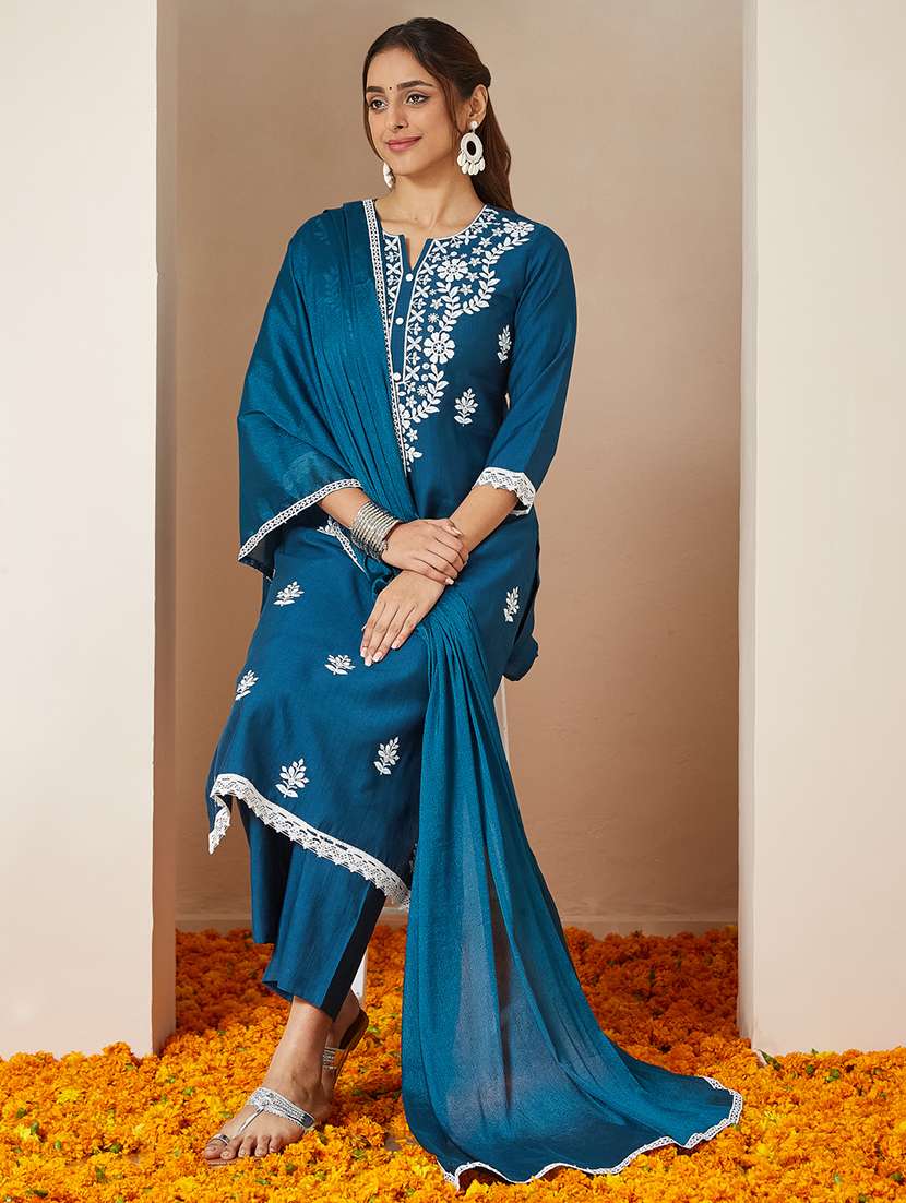 women embroidered three quarter sleeve kurta pant with dupatta set - 22156288 - Standard Image - 1