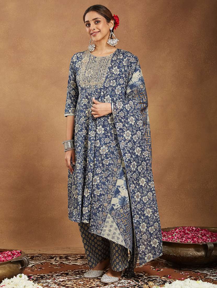 women embroidered three quarter sleeve kurta pant with dupatta set