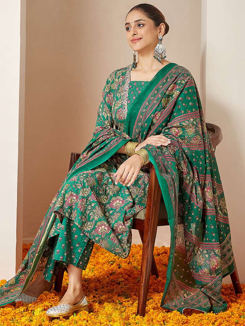 women embroidered three quarter sleeve kurta pant with dupatta set - 22156292 -  Standard Image - 1