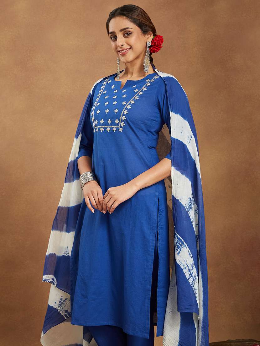 women embroidered three quarter sleeve kurta pant with dupatta set - 22156294 - Standard Image - 4