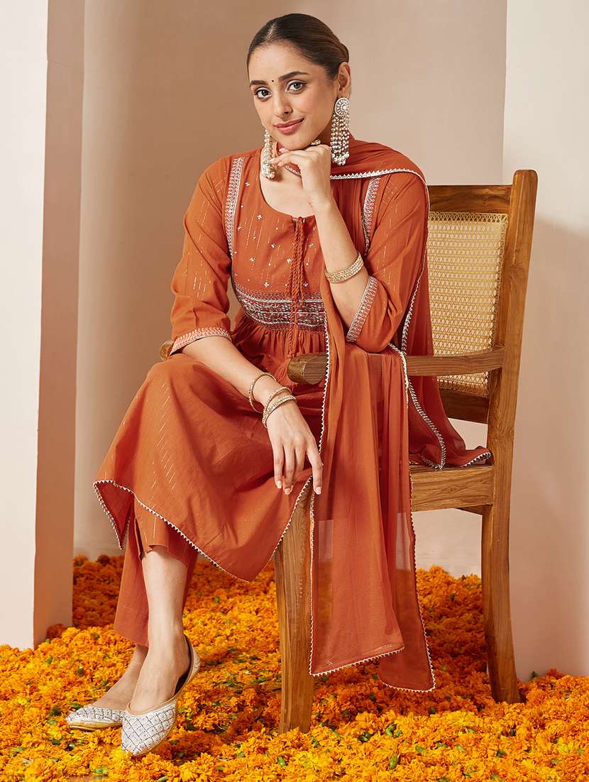 women embroidered three quarter sleeve kurta pant with dupatta set - 22156303 -  Standard Image - 1