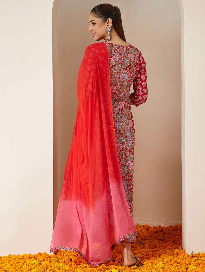 women floral three quarter sleeve kurta pant with dupatta set - 22156312 -  Standard Image - 4