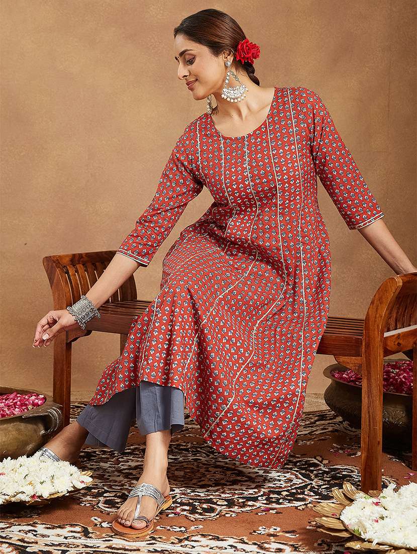 women printed three quarter sleeve kurta palazzo set - 22156314 -  Standard Image - 1