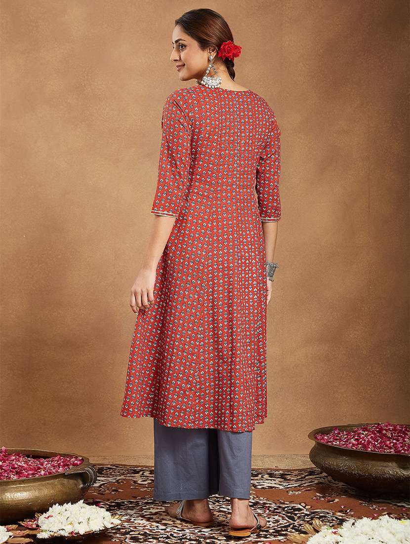 women printed three quarter sleeve kurta palazzo set - 22156314 -  Standard Image - 4