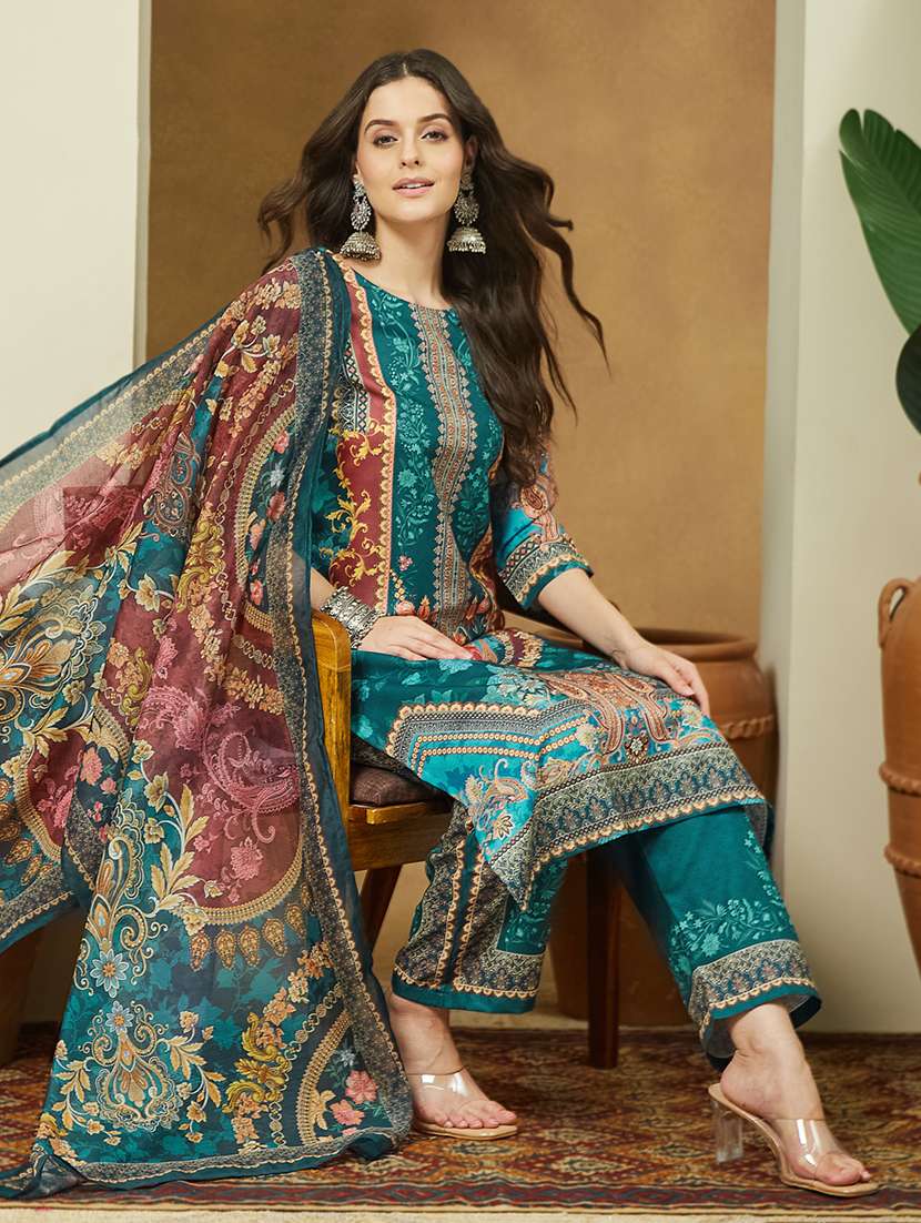 women floral three quarter sleeve kurta pant with dupatta set - 22156325 -  Standard Image - 1