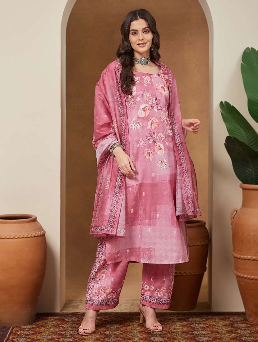 women floral three quarter sleeve kurta pant with dupatta set