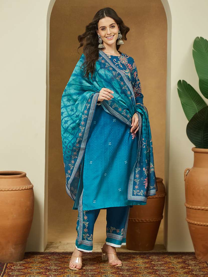 women floral three quarter sleeve kurta pant with dupatta set