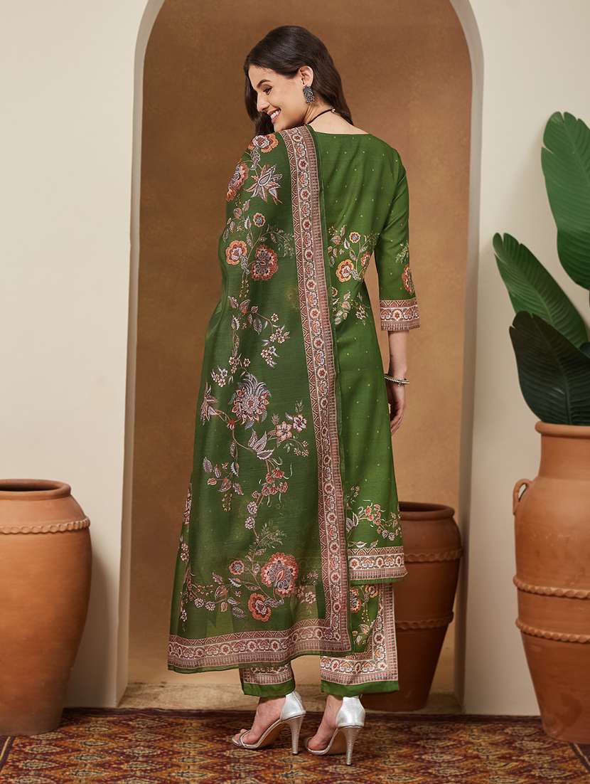women floral three quarter sleeve kurta pant with dupatta set - 22156336 -  Standard Image - 4