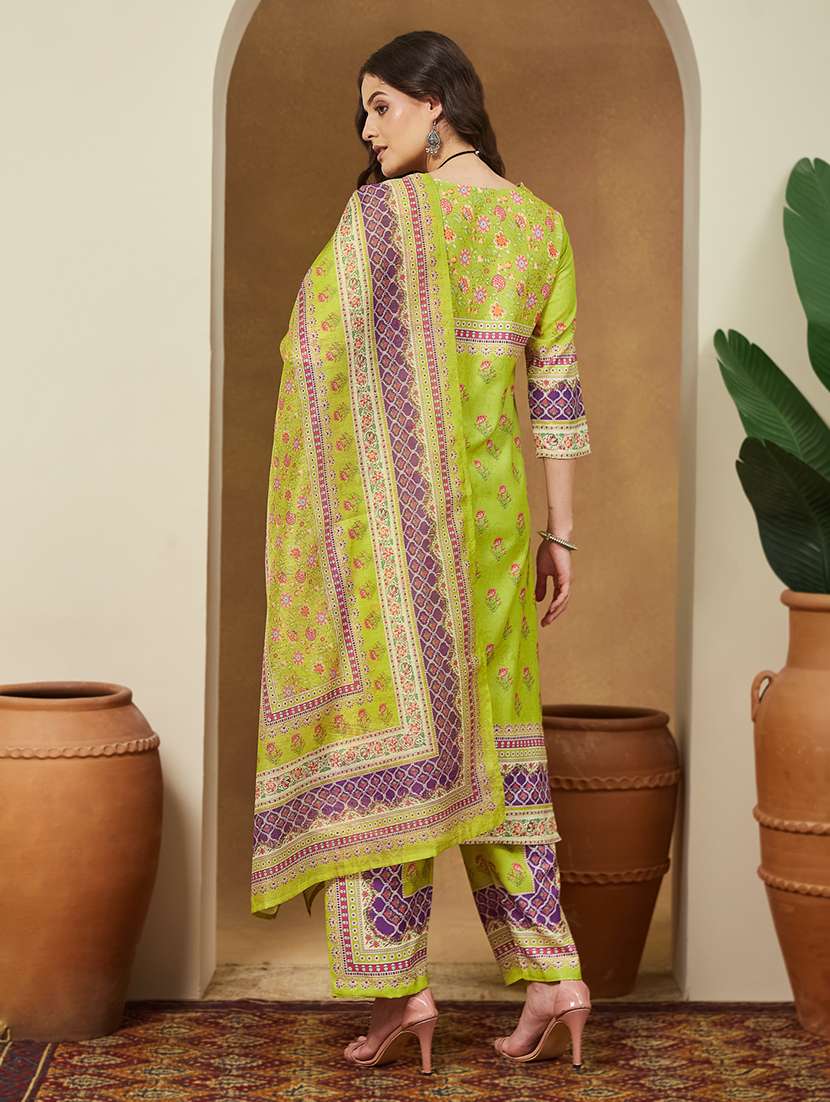 women printed three quarter sleeve kurta pant with dupatta set - 22156341 -  Standard Image - 4
