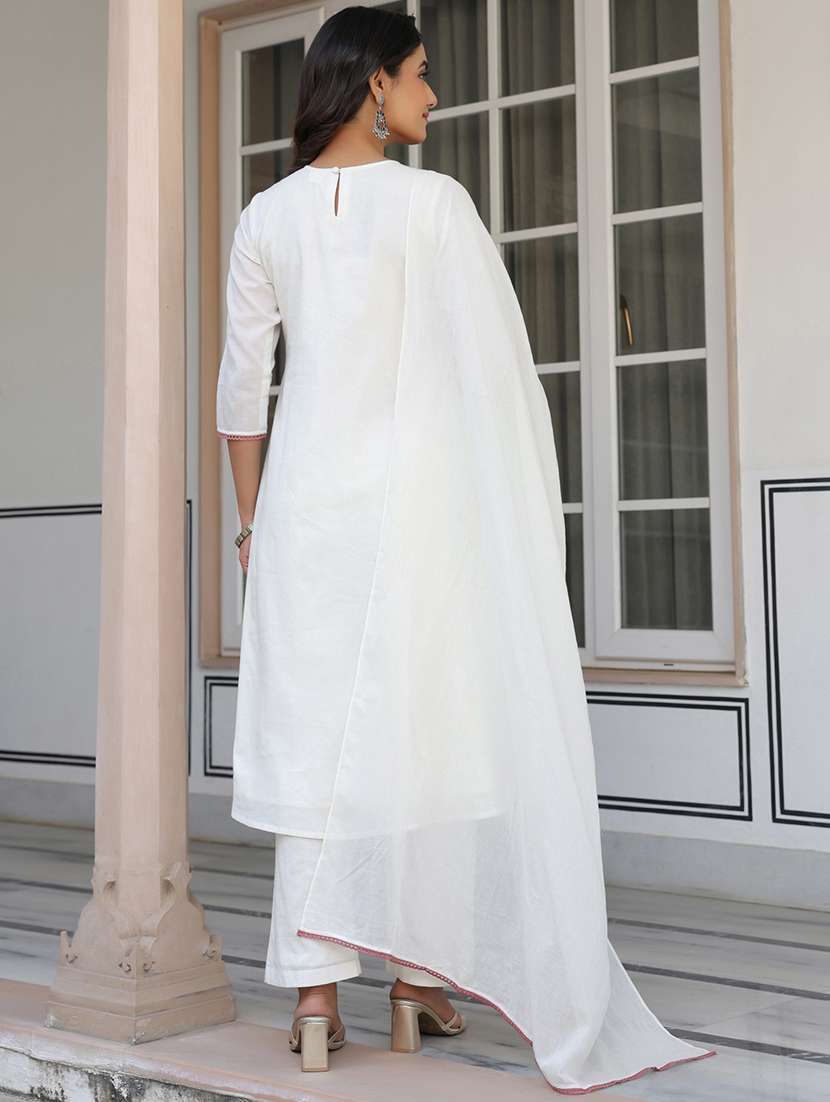 women embroidered three quarter sleeve kurta pant with dupatta set - 22156366 -  Standard Image - 4