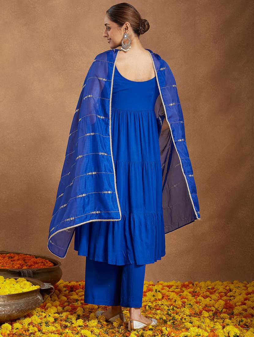 women solid sleeveless kurta pant with dupatta set - 22156368 -  Standard Image - 4
