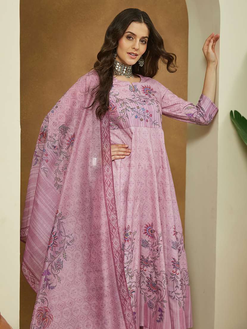 women floral three quarter sleeve kurta pant with dupatta set - 22156376 -  Standard Image - 4