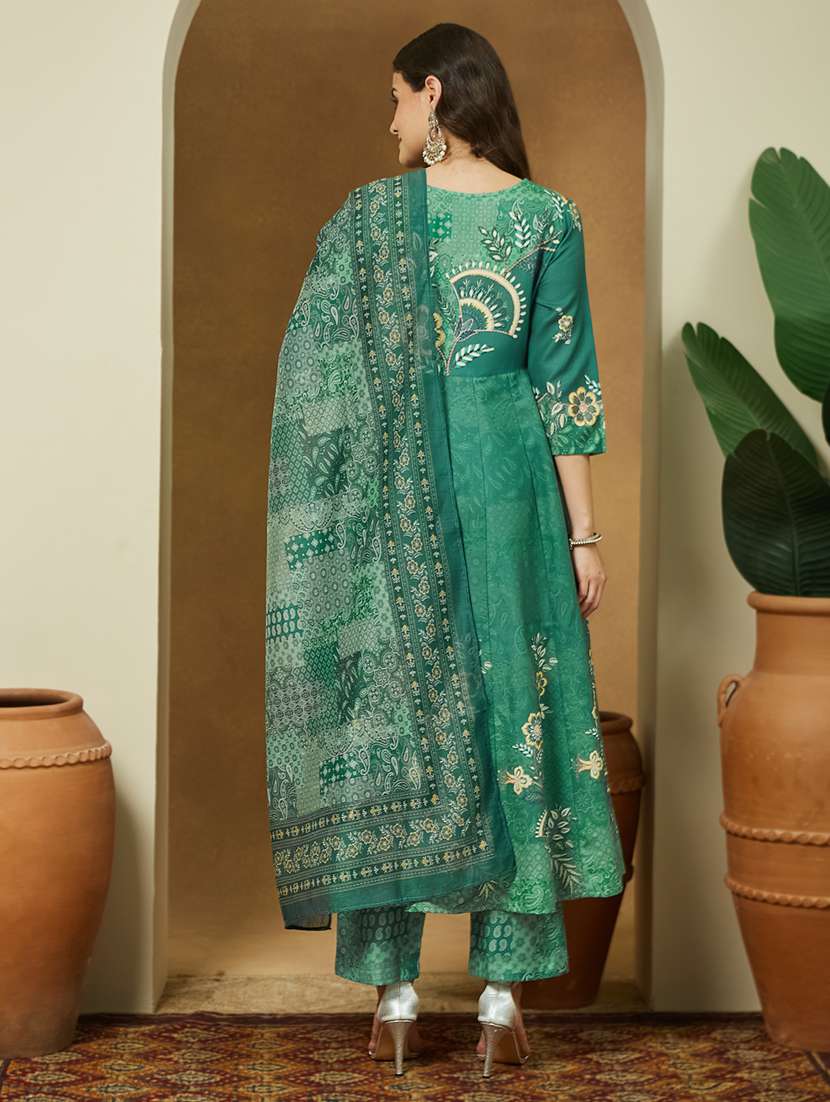 women floral three quarter sleeve kurta pant with dupatta set - 22156380 -  Standard Image - 4