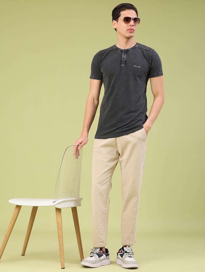 men solid mid rise chinos casual trouser - 22156506 -  Standard Image - 4