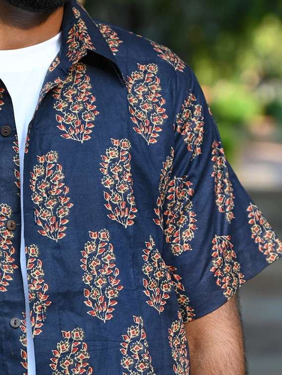 men printed short sleeve regular fit casual shirt - 22157081 -  Standard Image - 4