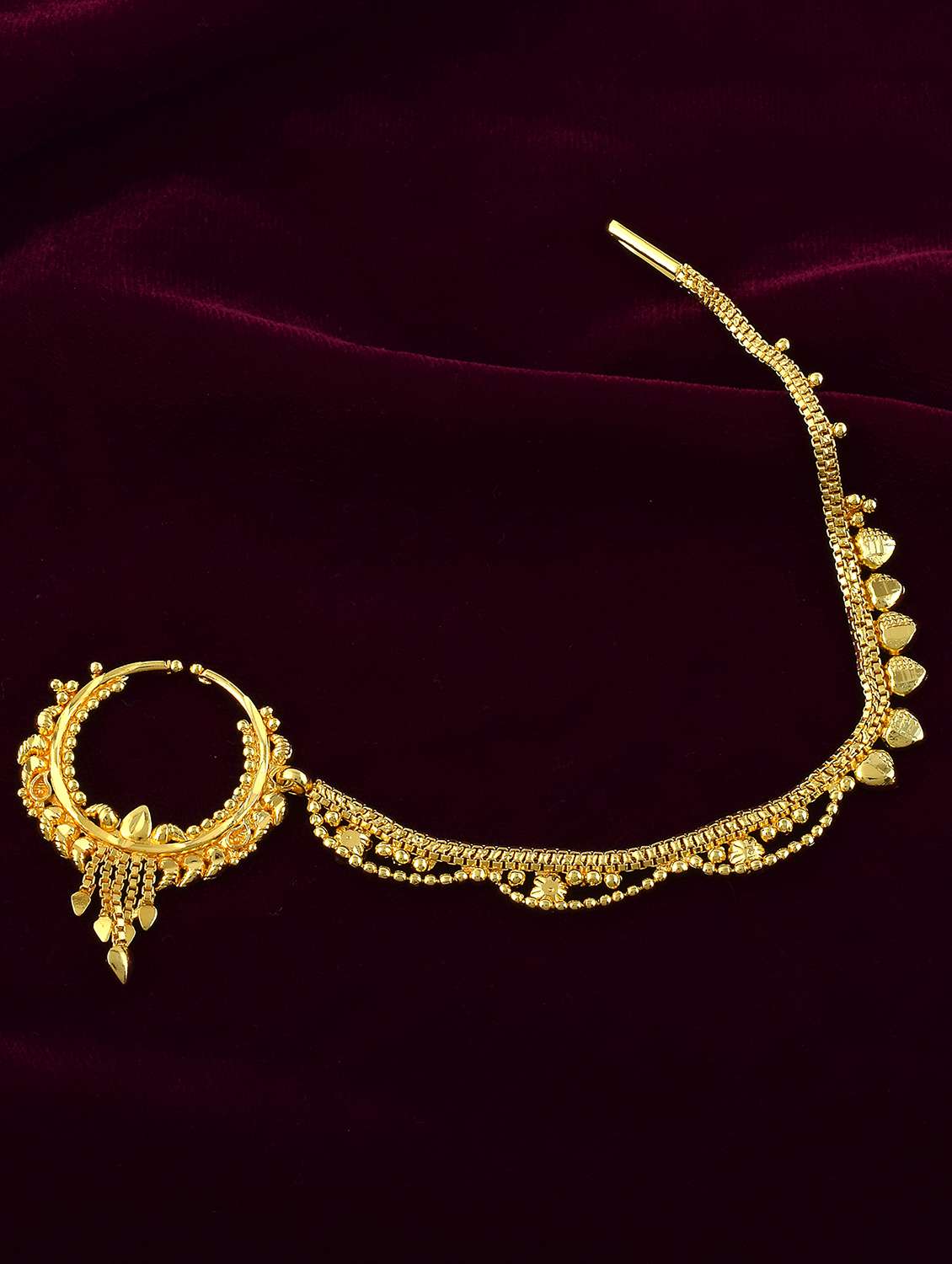 gold plated traditional nath  - 22157527 -  Standard Image - 1