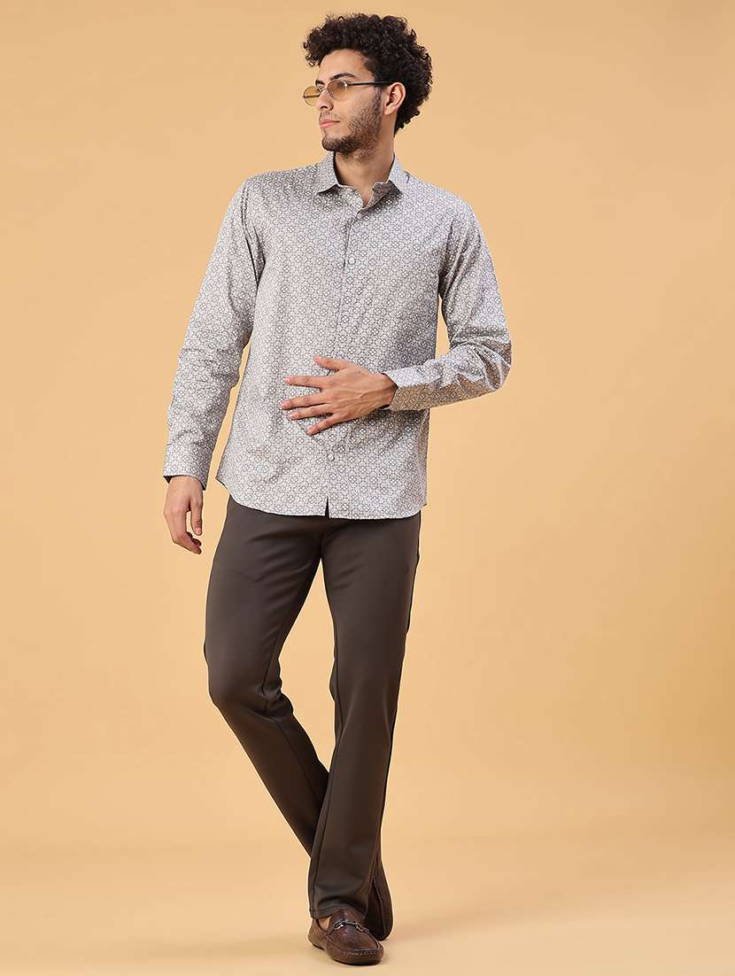 men solid mid rise slim fit casual chino - 22158503 -  Standard Image - 4