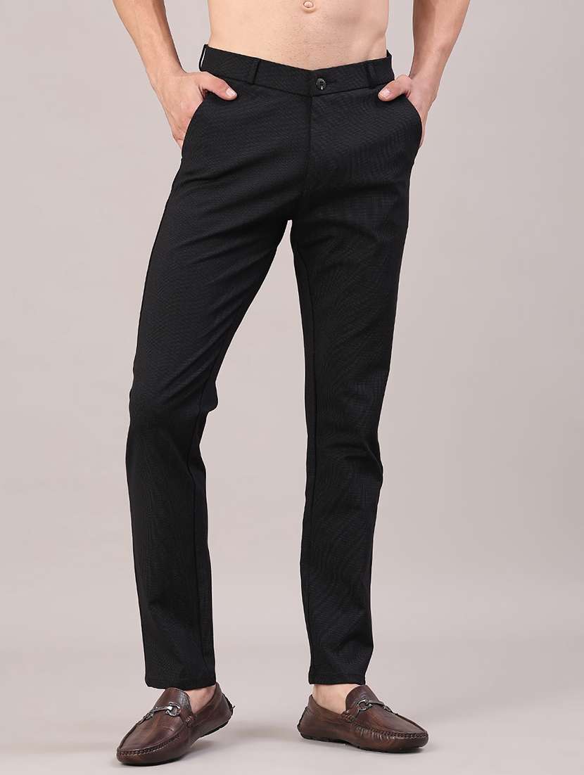 men solid mid rise slim fit chinos 