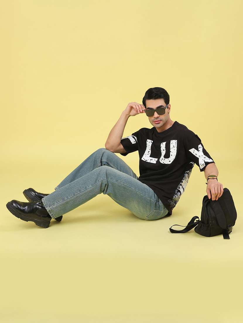 men printed short sleeve oversized t-shirt - 22158588 -  Standard Image - 4