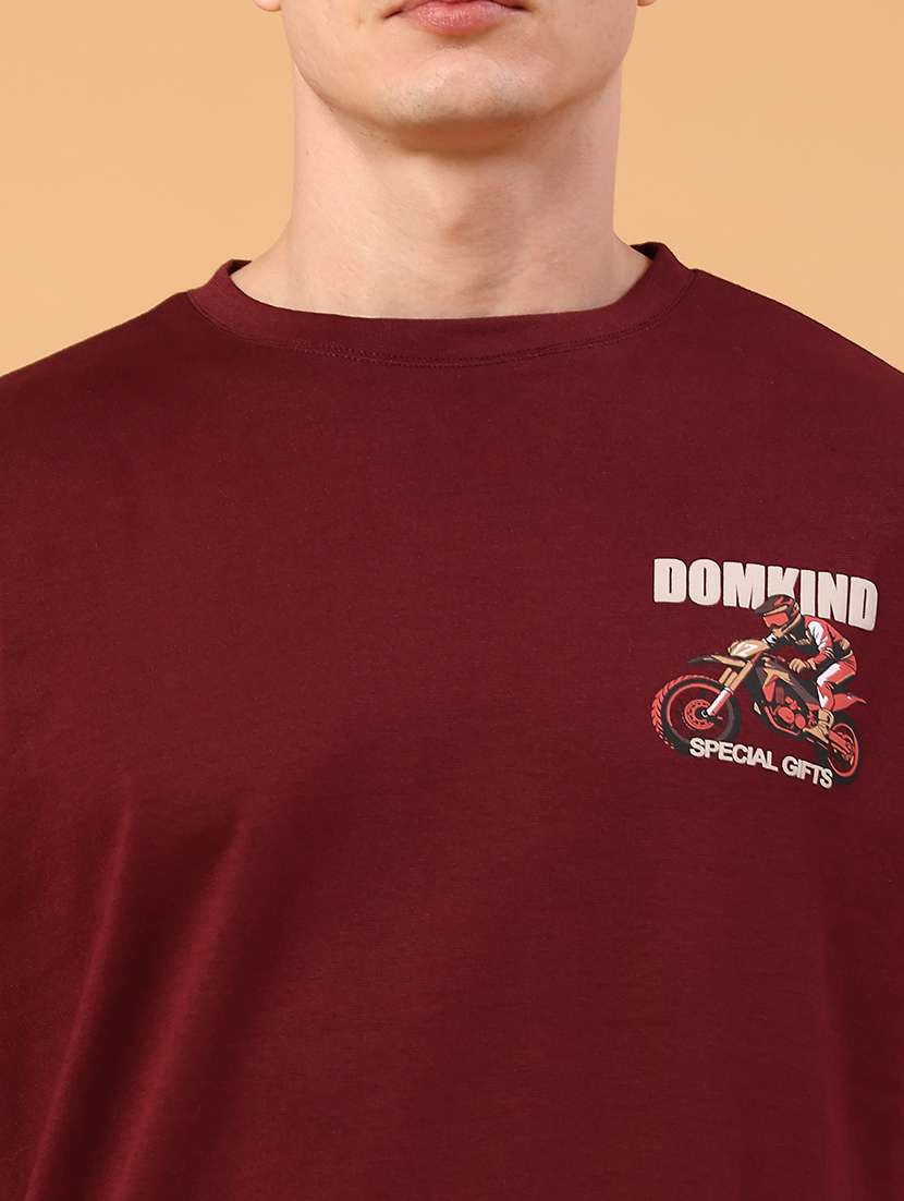 men maroon cotton blend plain t-shirt - 22159177 -  Standard Image - 1