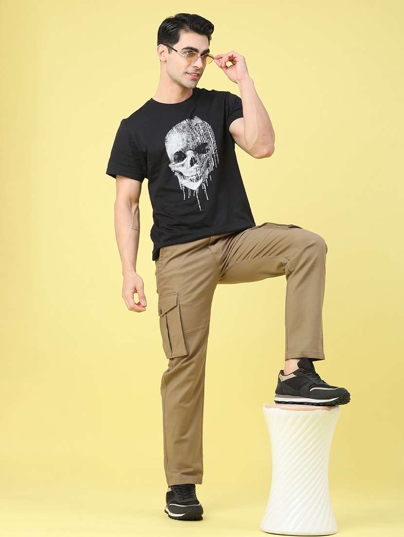 men solid mid rise cargo - 22159506 -  Standard Image - 4