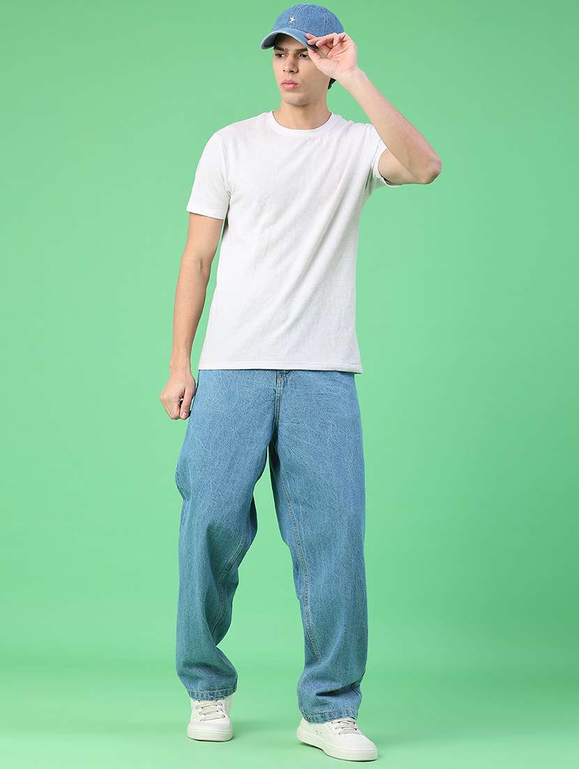 men plain mid rise relaxed fit jeans - 22159537 -  Standard Image - 4