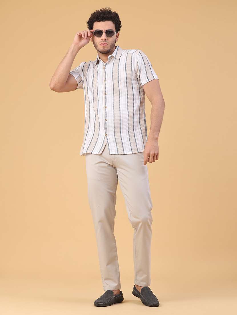 men solid mid rise chinos casual trouser - 22159905 -  Standard Image - 4