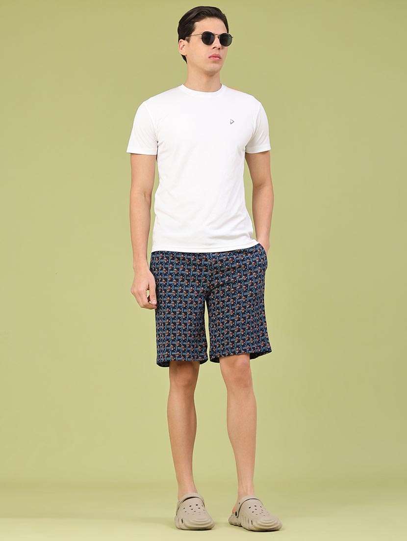 men printed mid rise regular fit bermuda shorts - 22160042 -  Standard Image - 4