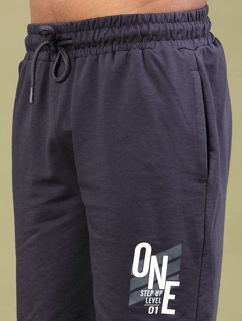 men typographic mid rise regular fit shorts - 22160045 -  Standard Image - 1