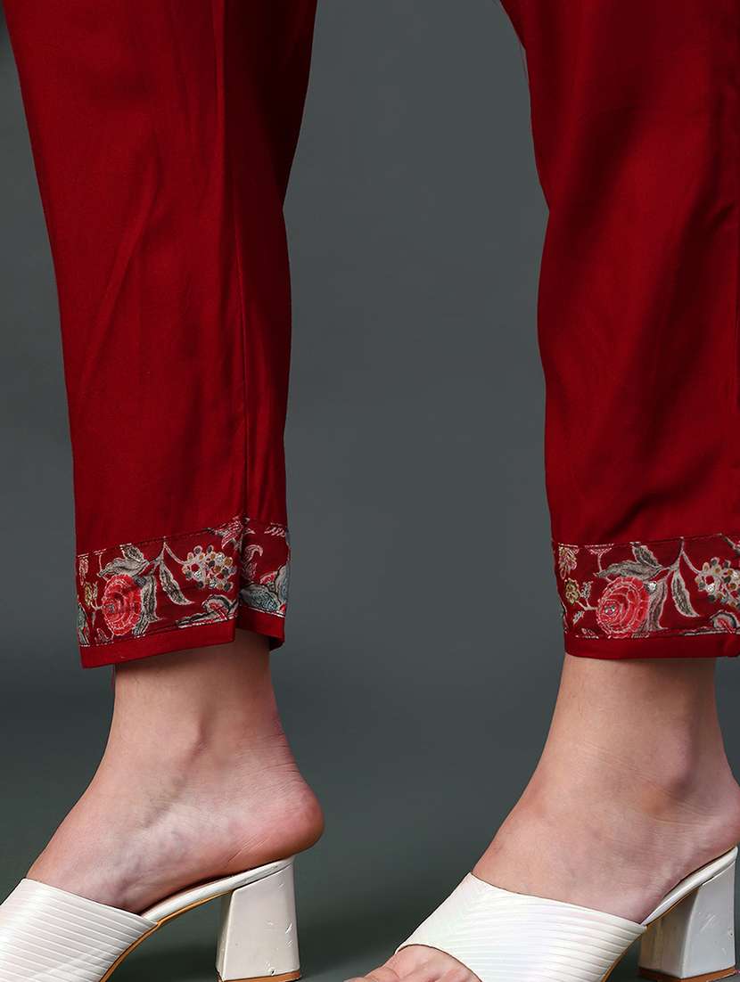 women printed kurta and pant with dupatta set - 22160391 -  Standard Image - 4