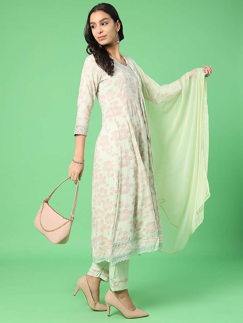 women printed three quarter sleeve kurta pant with dupatta set - 22160397 -  Standard Image - 1