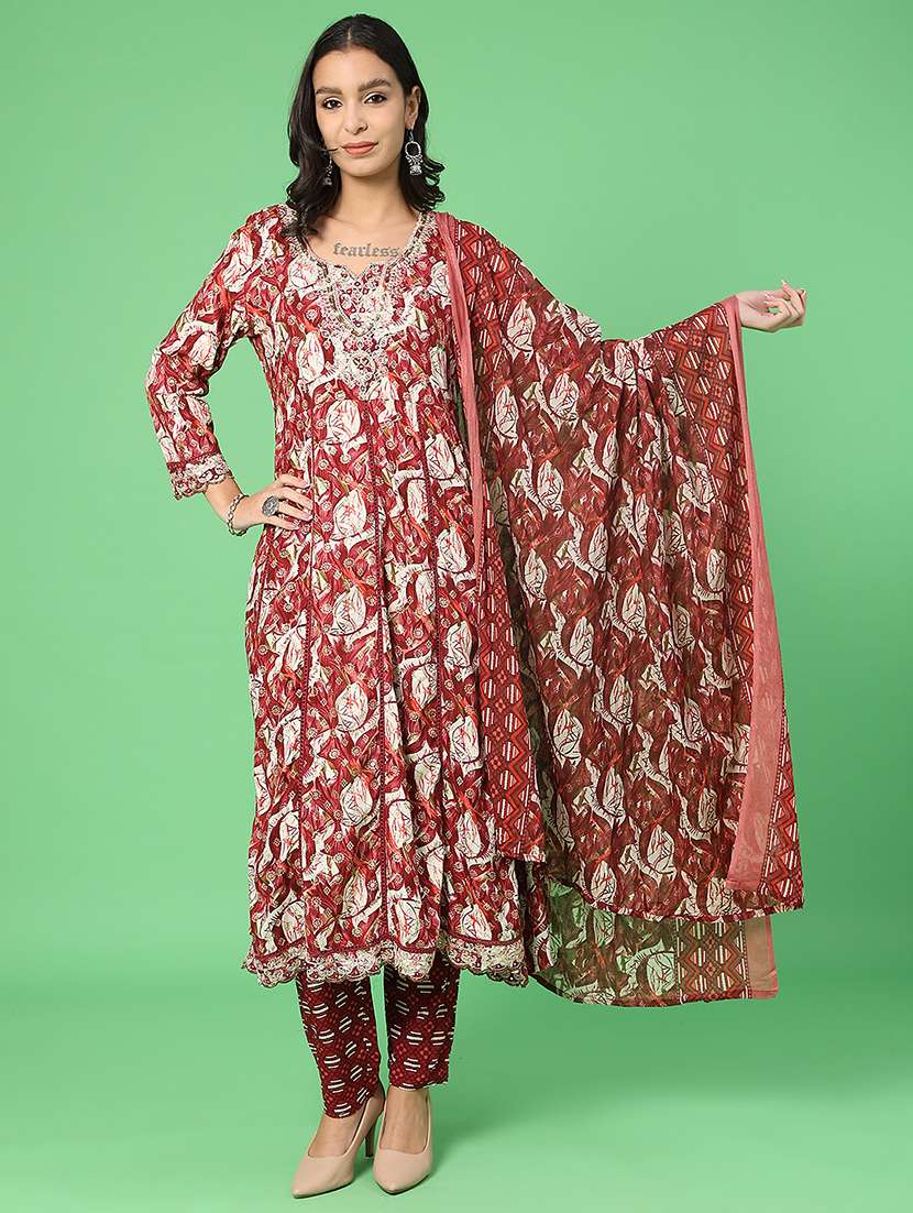women printed three quarter sleeve kurta pant with dupatta set - 22160876 -  Standard Image - 1